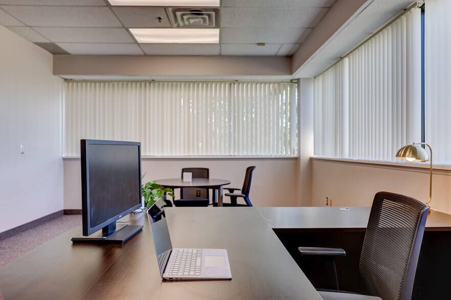 More Photos Of 4750 Venture Dr, Ann Arbor Light Manufacturing For Lease