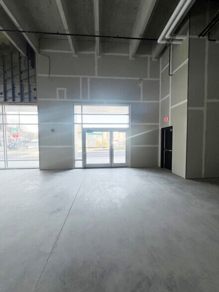 More Photos Of 202 W Berry St, Fort Wayne Office For Lease