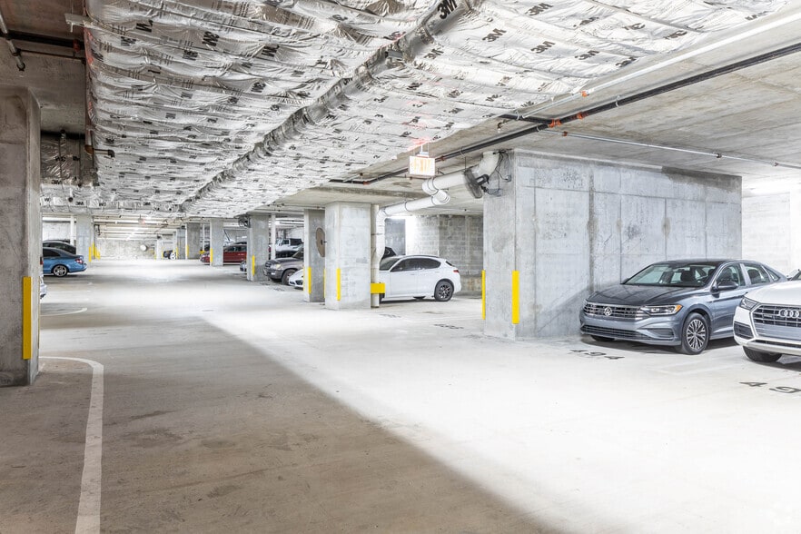 More Photos Of 25 SW 9th St, Miami Office Residential For Lease