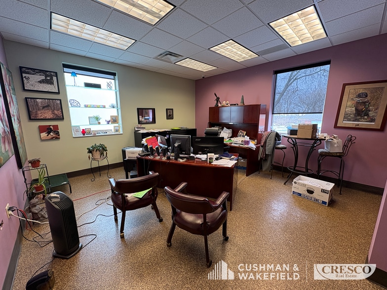 More Photos Of 9257 Midwest Ave, Garfield Heights Showroom For Sale