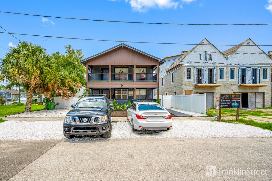 More Photos Of 209 W Gladys St, Tampa Multifamily For Sale