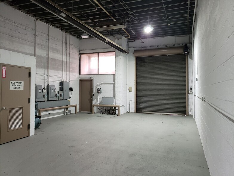 More Photos Of 1219 37th Ave, Long Island City Flex For Lease