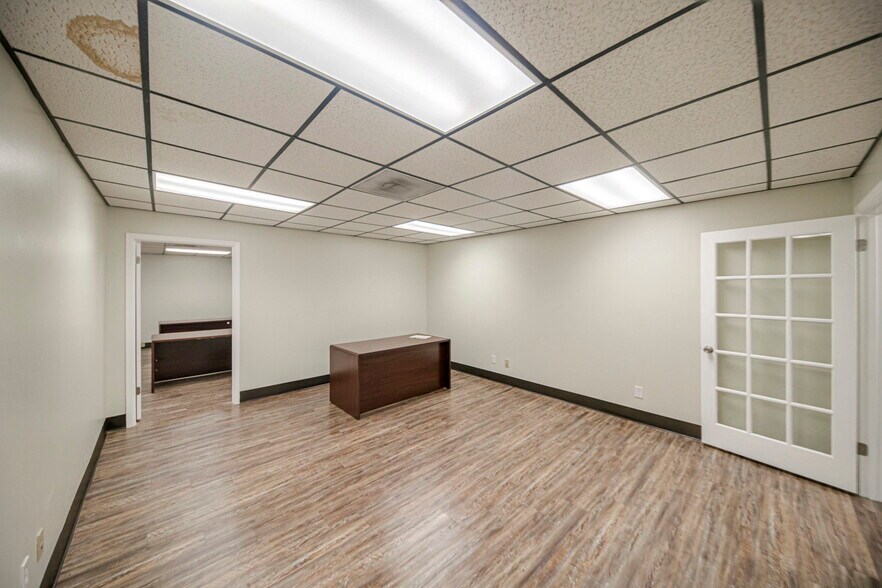 More Photos Of 1410 Rankin Hwy, Midland Office For Sale
