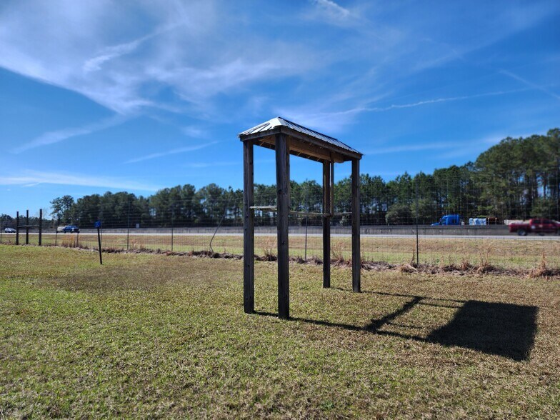 More Photos Of 7495 Union Rd, Hahira Restaurant For Sale
