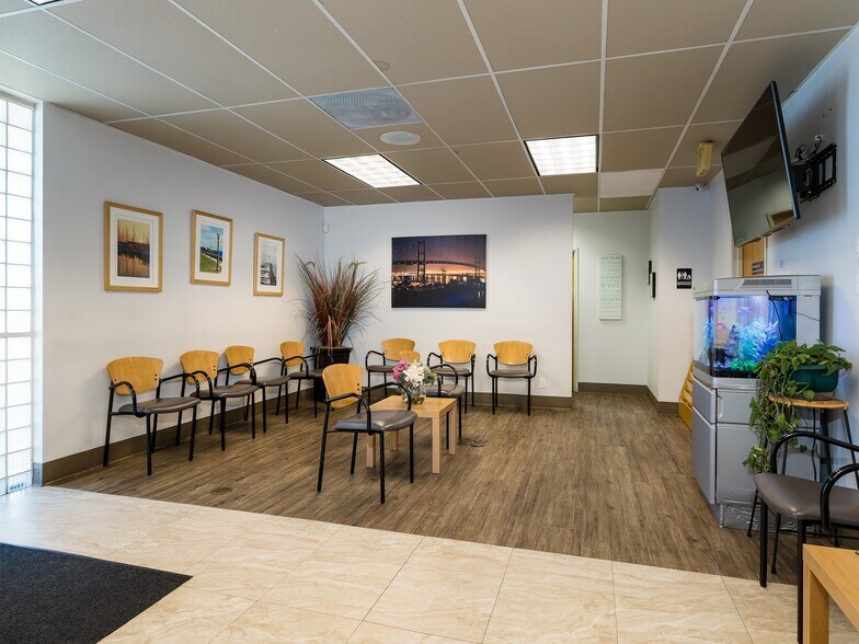 More Photos Of 571 W 7th St, San Pedro Medical For Sale