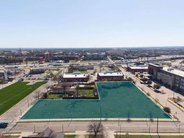 More Photos Of 918 10th st, Waco Land For Sale