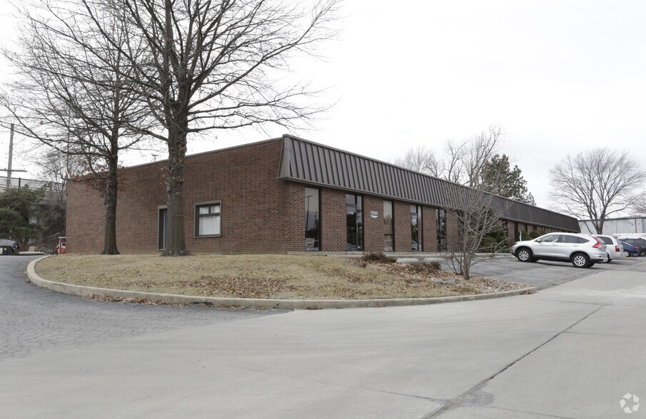 More Photos Of 11751-11767 W 86th Ter, Lenexa Warehouse For Lease