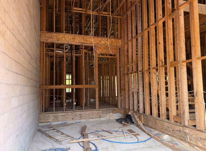 More Photos Of 2700 Mewburn Rd, Niagara Falls Apartments For Sale