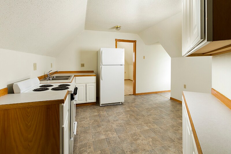 More Photos Of 1619 Hubbard Ave, Saint Paul Apartments For Sale