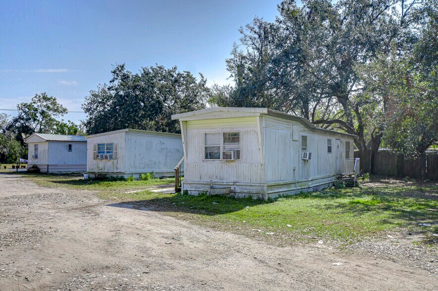 More Photos Of 425 18th St SE, Ruskin Manufactured Housing Mobile Home Park For Sale