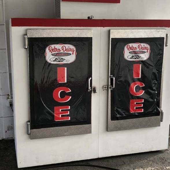 More Photos Of 4420 W Magnolia Blvd, Burbank Convenience Store For Lease