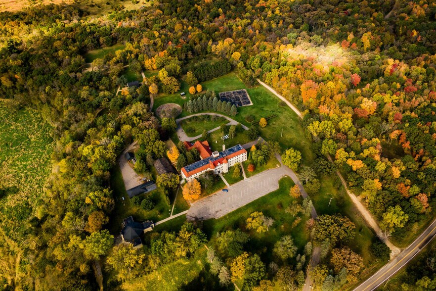 More Photos Of 29847 County 2 Blvd, Frontenac Specialty For Sale