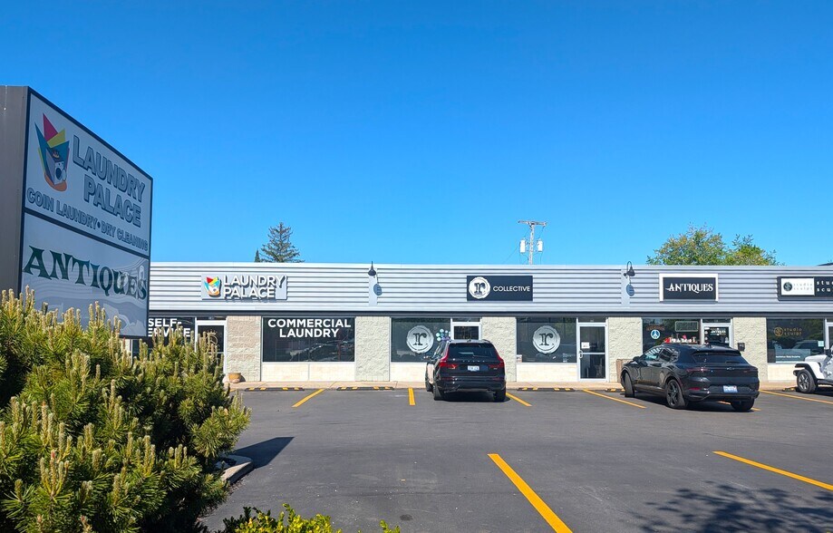 More Photos Of 110-140 S Main St, Clawson Unknown For Lease