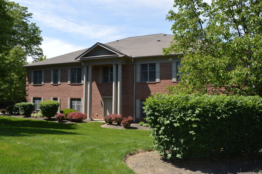 More Photos Of 128 County Line Rd, Westerville Office For Lease
