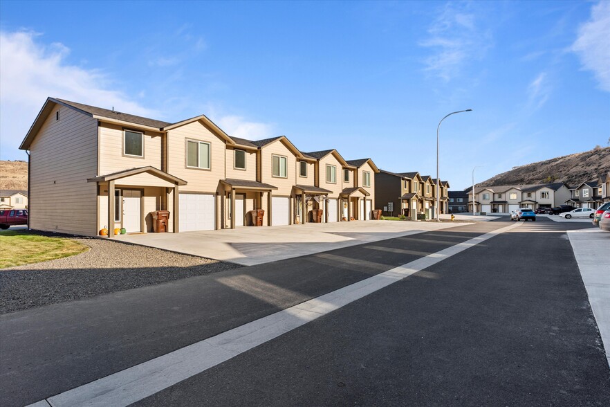 More Photos Of 5101 W Powerhouse Rd, Yakima Apartments For Sale