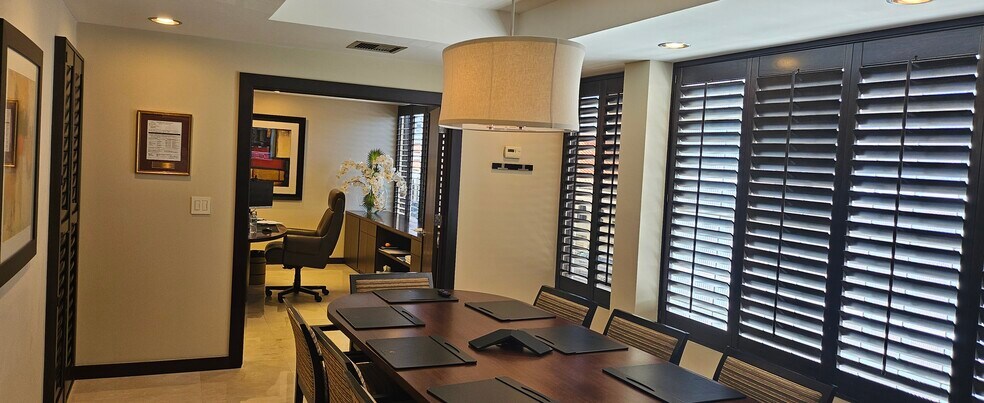 More Photos Of 365 Palermo Ave, Coral Gables Office For Sale