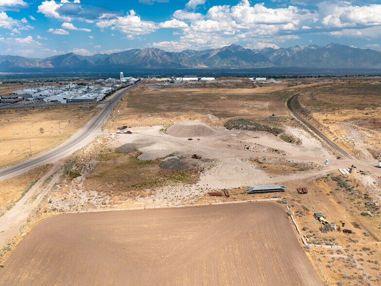 More Photos Of 7479 W 5400 S 5400 S, West Valley City Industrial For Lease