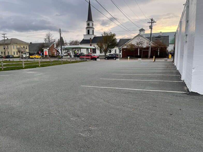 More Photos Of 48 Congress St, Morristown Freestanding For Sale