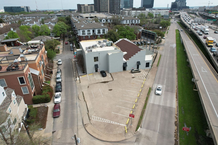 More Photos Of 2909 San Jacinto St, Dallas Loft Creative Space For Sale