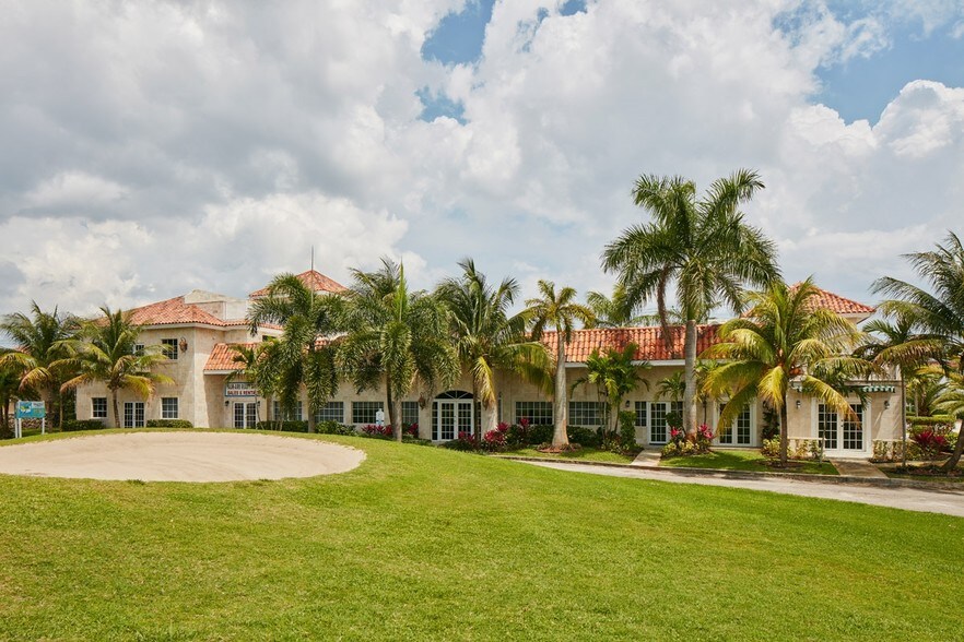 More Photos Of 555 S Pompano Pky, Pompano Beach Office For Lease
