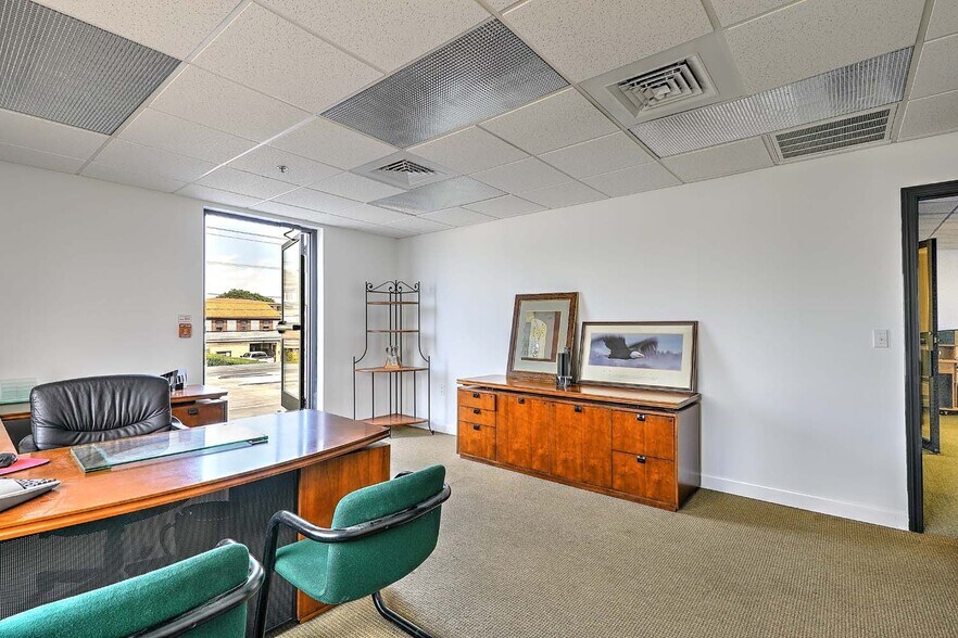 More Photos Of 577 Warren Ave, East Providence Storefront Retail Office For Sale