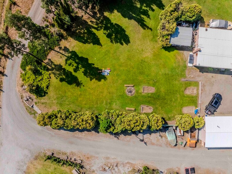 More Photos Of 10 McCammon Rd, Tonasket Hotel For Sale