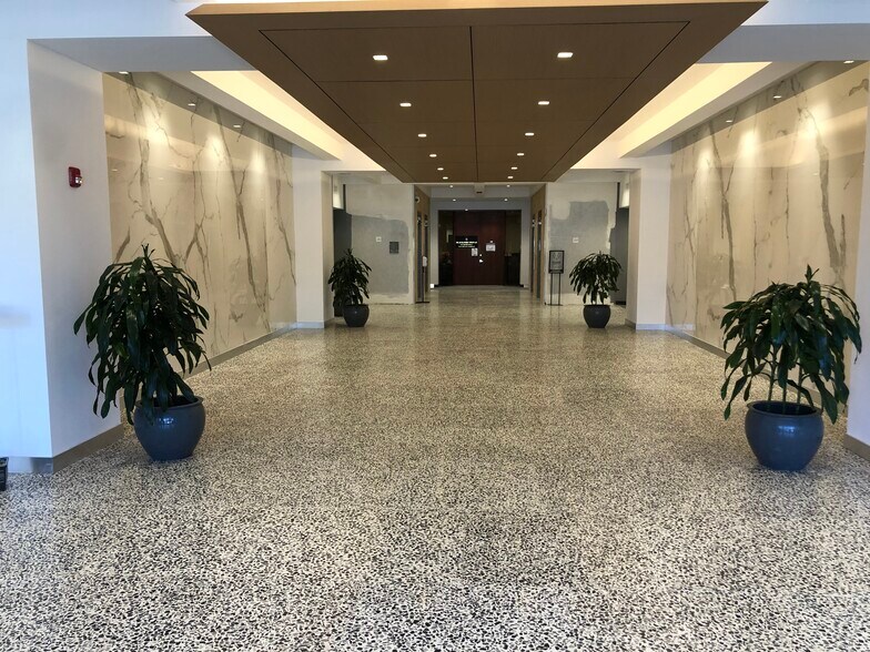 More Photos Of 3333 New Hyde Park Rd, New Hyde Park Unknown For Lease