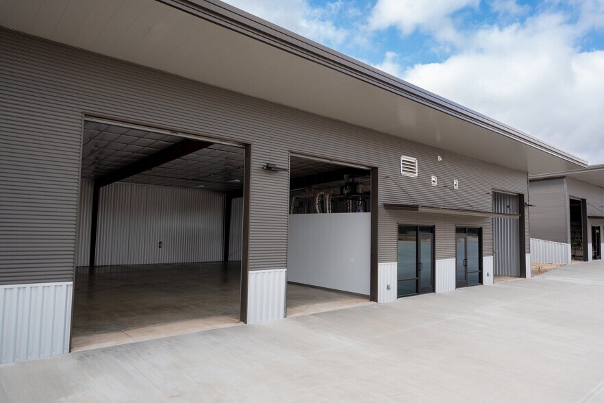 More Photos Of 1900 S Cranes Mill Rd, New Braunfels Unknown For Lease