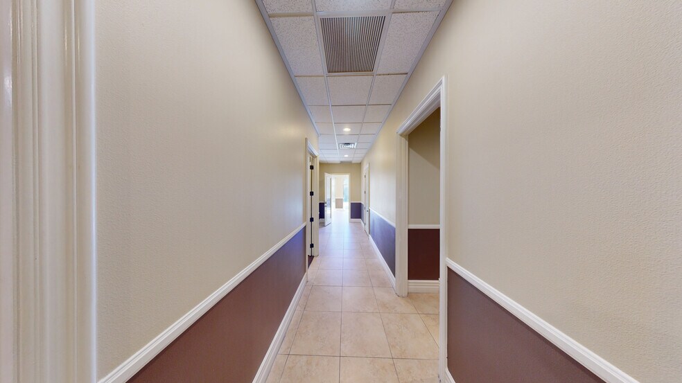 More Photos Of 2425 W Horizon Ridge Pky, Henderson Medical For Lease