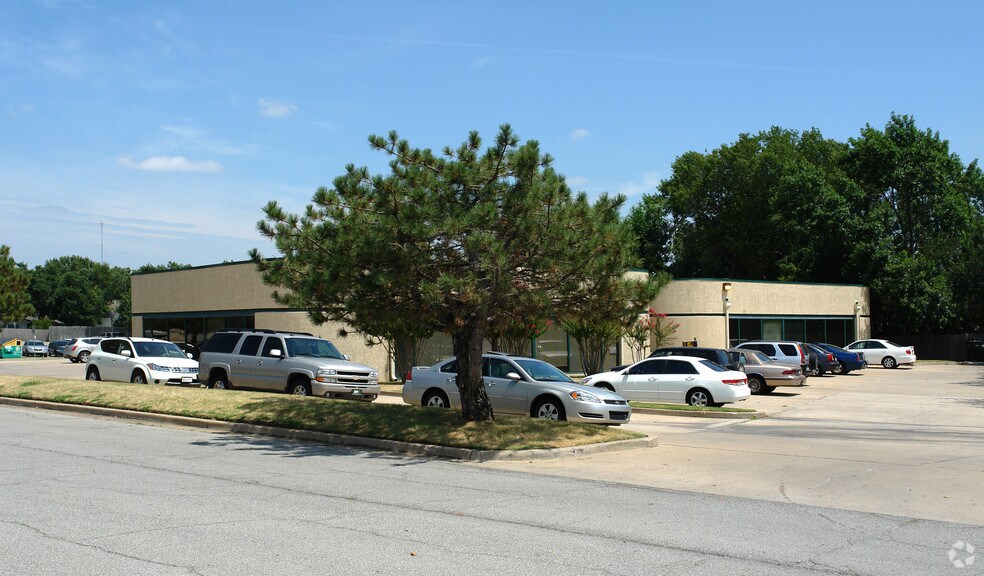 More Photos Of 6931 S 66th East Ave, Tulsa Unknown For Lease