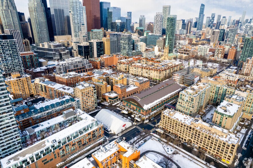 More Photos Of 8 Market St, Toronto Office For Lease