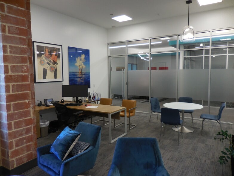 More Photos Of 1206-1210 W Jon St, Torrance Warehouse For Lease