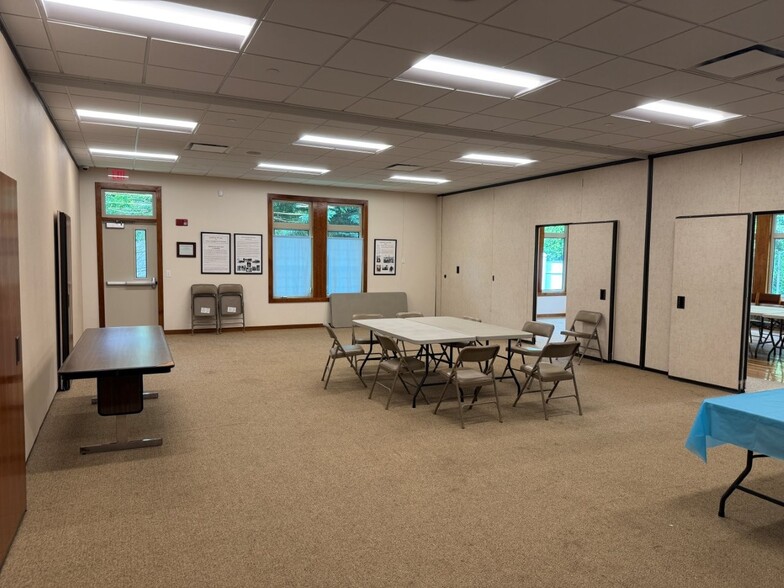 More Photos Of 115 Huntingtown Rd, Newtown Schools For Sale