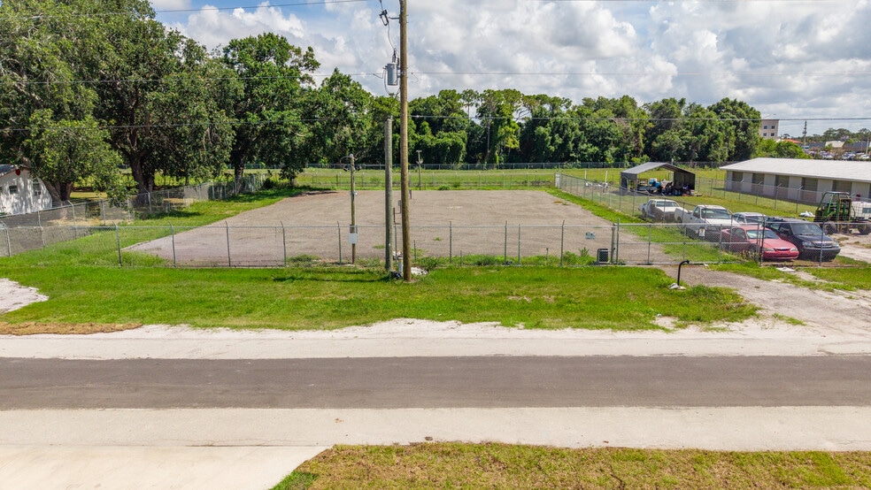 More Photos Of 204 NW 13th St, Okeechobee Land For Sale
