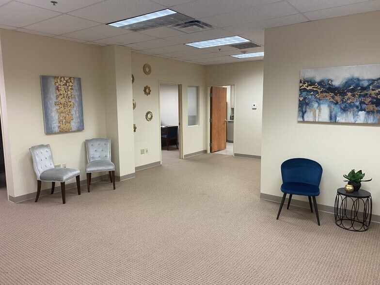 More Photos Of 21803 N Scottsdale Rd, Scottsdale Medical For Lease