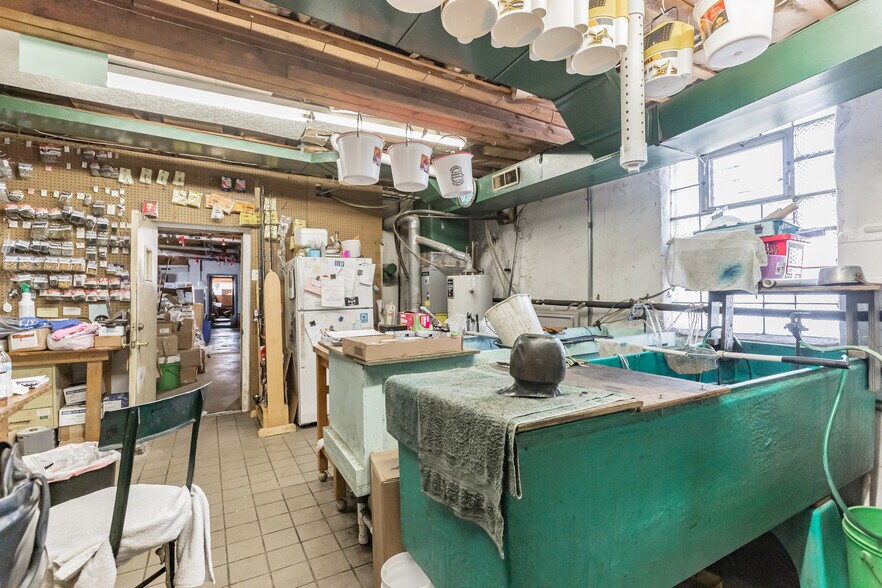 More Photos Of 4999 Linden Ave, Philadelphia General Retail For Sale