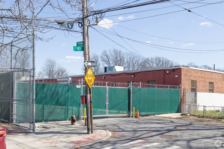More Photos Of 97-35 133rd Ave, Ozone Park Warehouse For Lease