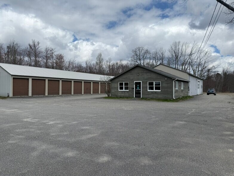 More Photos Of 89 Peck Farm Rd, Winthrop Specialty For Sale