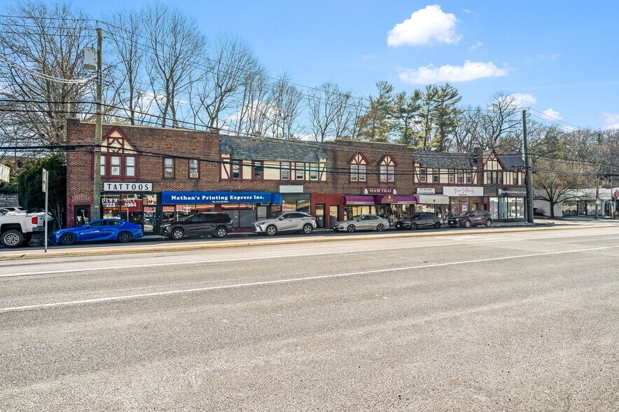 More Photos Of 734-760 Central Park Ave, Scarsdale Storefront Retail Residential For Sale
