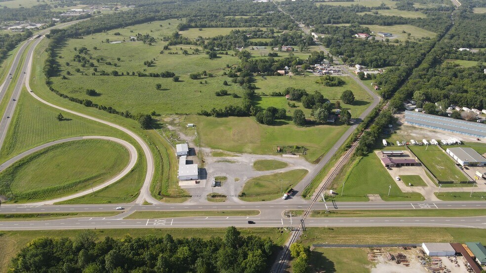 More Photos Of 120 W Peak Blvd, Muskogee Freestanding For Sale