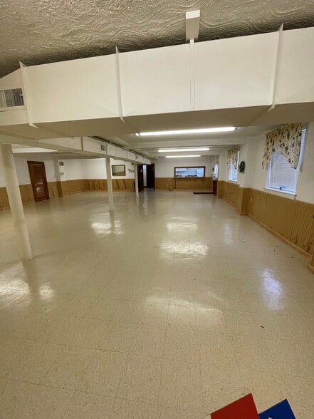 More Photos Of 206 Hart St, Union Religious Facility For Sale
