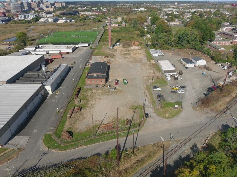 More Photos Of 801 Garasches Ln, Wilmington Warehouse For Sale