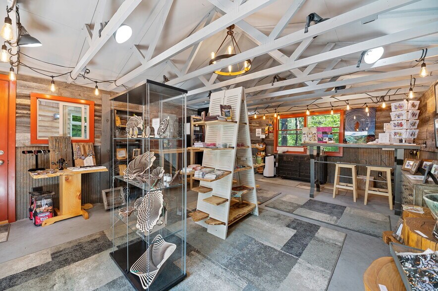 More Photos Of 10888 Rimrock Pl, Spearfish Hotel For Sale