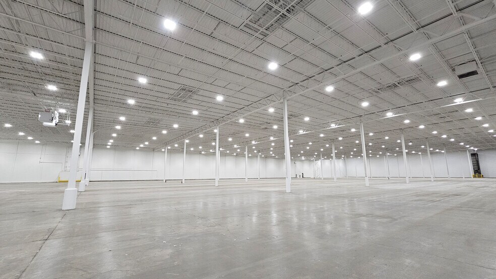 More Photos Of 1003 Bellbrook Ave, Xenia Warehouse For Lease