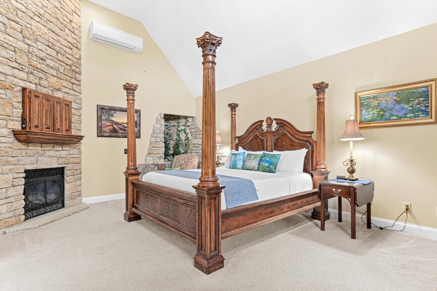 More Photos Of 305 River St, Osceola Hospitality For Sale