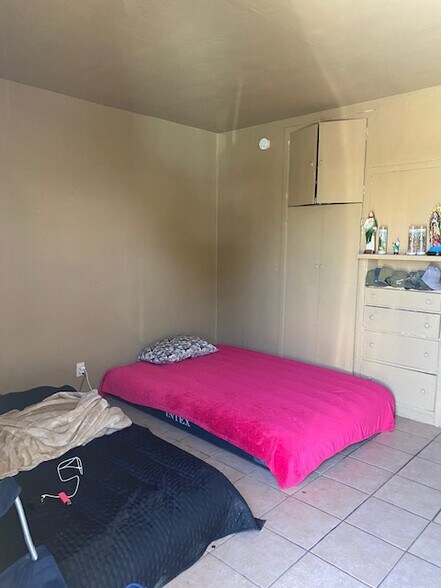 More Photos Of 120 E 34th St, Tucson Apartments For Sale