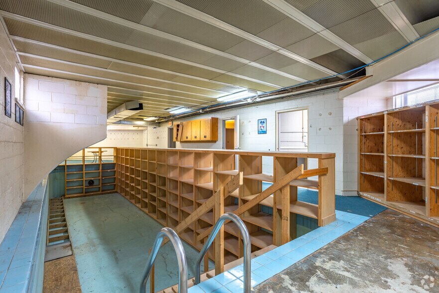 More Photos Of 505 Vistula St, Elkhart Medical For Sale