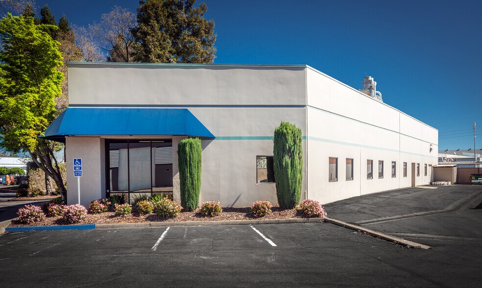 More Photos Of 2491 Boatman Ave, West Sacramento Research And Development For Sale
