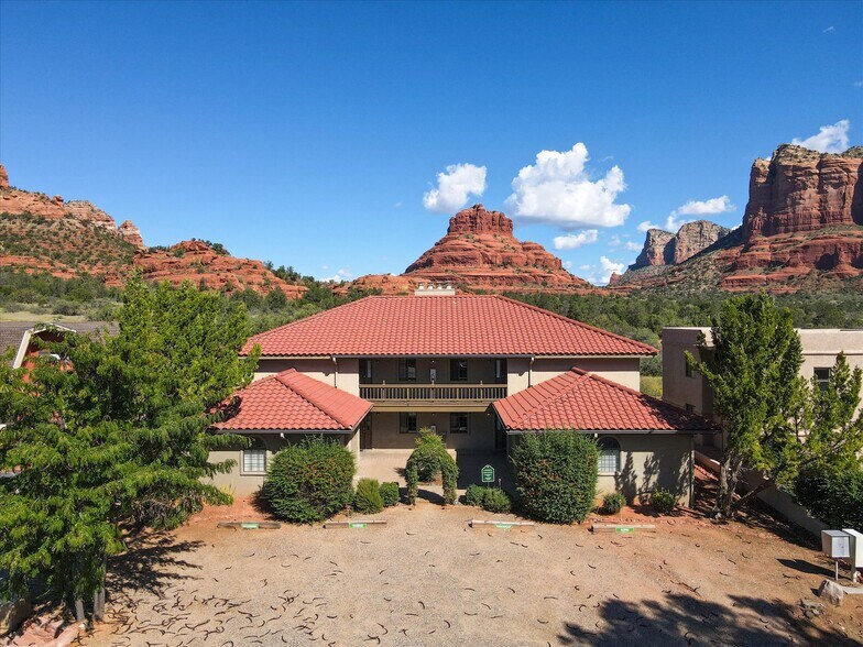 More Photos Of 100 Canyon Circle Dr, Sedona Apartments For Sale