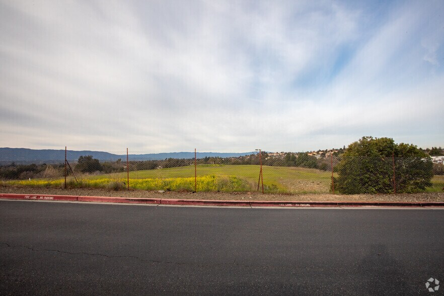 More Photos Of 865 Embedded Way, San Jose Manufacturing For Sale
